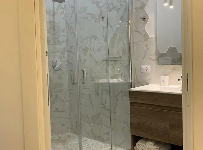 アパート Vivi House