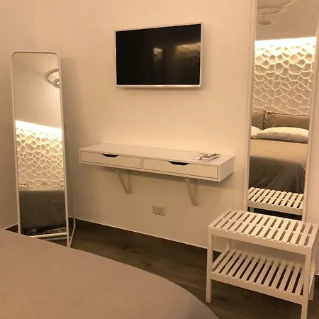 Vivi House